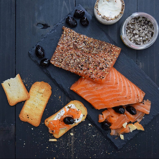 Gravlax de saumon au sel du pêcheur