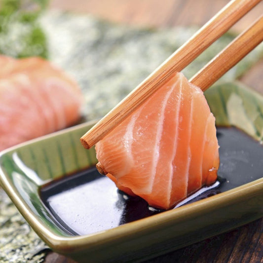 Sashimi de saumon aux algues noris