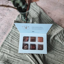 Chocolats fins du Terroir - Fays - Formats: boîte de 3 / 6 / 12 / 18 & tablette à la Kombu Royal et aux fraises